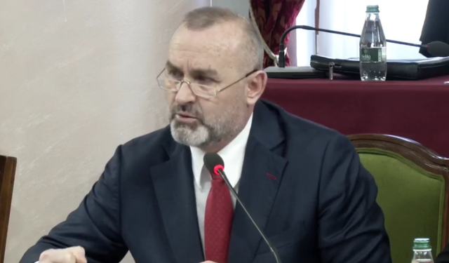 Ironia/ PS ngre “gardh” ligjor për qeverinë, Manja: Pavarësia e drejtësisë nuk preket