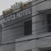 Plagosja e 18-vjeçares në Hotel “Gjuta”, gjykata lë në burg të dashurin, lirohen dy të tjerë