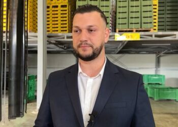 Inspektorja denoncon: Drejtori i Përgjithshëm i Task Forcës në AKUK na merr dietat! (AKUZAT)