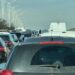 Bllokohet autostrada Tiranë-Durrës, trafik i rënduar te mbikalimi i terminalit