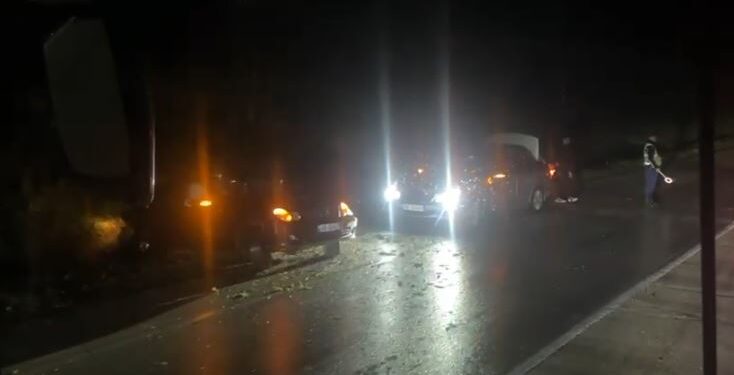 Aksident i trefishtë në aksin Peqin–Elbasan
