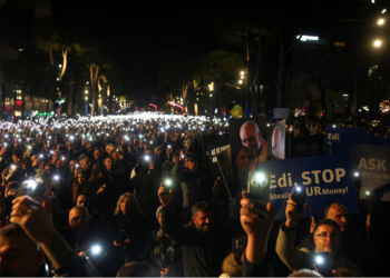 Reuters: Rama shkarkon Ballukun mes akuzave për korrupsion dhe presionit të BE-së