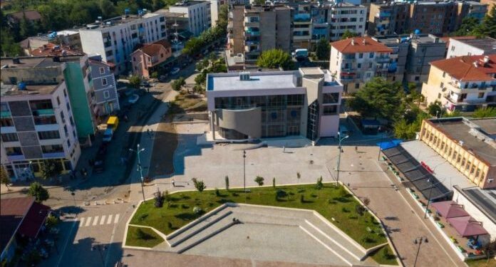 Debat për ndarjen territoriale: Lezha të mbetet siç është, Mirdita të zgjerohet