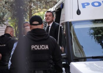 Numri i lartë i kryebashkiakëve nën akuzë ekspozon degradimin e pushtetit vendor