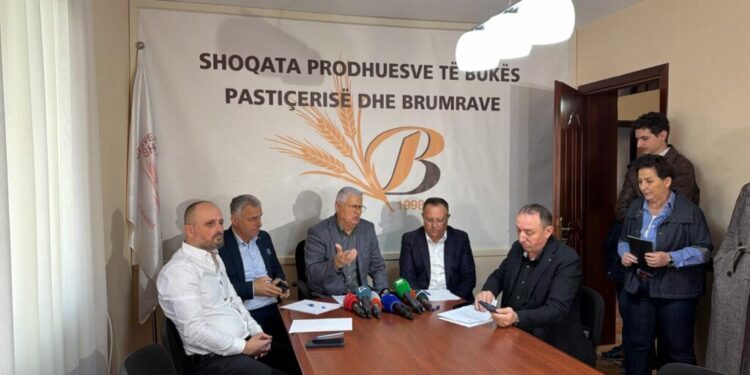 Furrat e bukës pa furrxhinj, Shoqata e Prodhuesve letër Ibrahimajt: Subvenciononi fuqinë punëtore