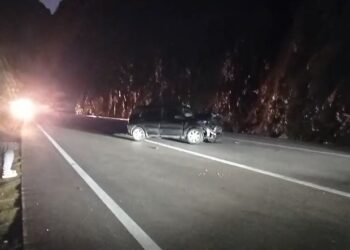 Aksident në Rrugën e Arbrit, përplasen 2 automjete