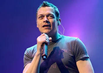 Ndahet nga jeta në moshën 47-vjeçare këngëtari i ‘3 Doors Down’, Brad Arnold