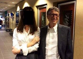 Bill Gates u kërkon falje punonjësve për marrëdhënien e tij me Epstein