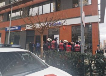 Grabitja te “FiBank”/ Eksperti: Siguria publike në Shqipëri, problem serioz
