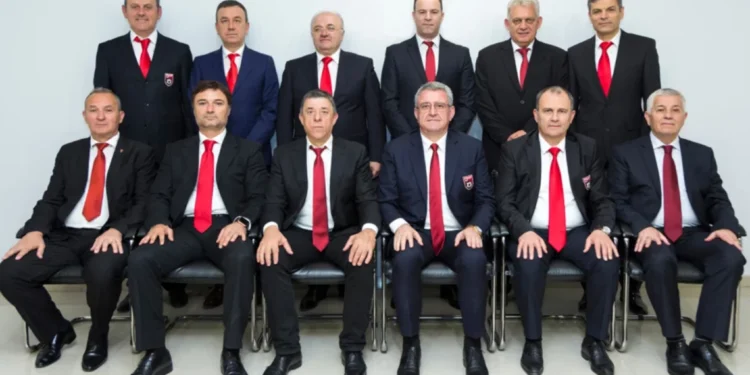 Një tjetër e papritur para zgjedhjeve të FSHF, tërhiqet nga gara edhe Arben Dervishaj