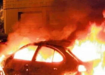 EMRI/ Digjen gjatë natës automjetet e biznesmenit në Ksamil, dyshimet