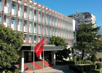 Sulmet në Iran/ Ministria e Jashtme thirrje shqiptarëve në Emiratet e Bashkuara: Shmangni lëvizjet e panevojshme