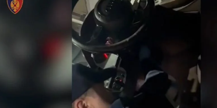 Me fenelina policie për të shmangur kontrollet, arrestohet 32-vjeçari në Elbasan