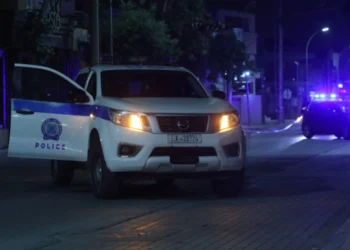 Krim në familje/ U godit me thikë nga vëllai, ndërron jetë 67-vjeçari në Kretë, mori plagë në bark dhe në qafë