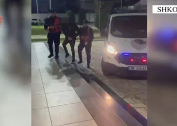 Pjesë e grupit që grabitën një bankë para 4 vitesh, arrestohet 22-vjeçari në Shkodër