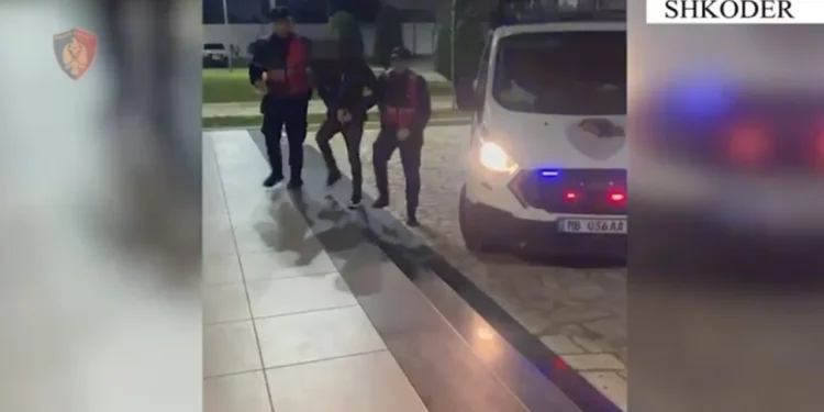 Pjesë e grupit që grabitën një bankë para 4 vitesh, arrestohet 22-vjeçari në Shkodër