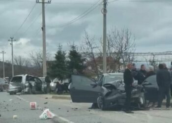 Aksidenti në aksin Korçë-Maliq, humb jetë punonjësi i policisë së burgjeve