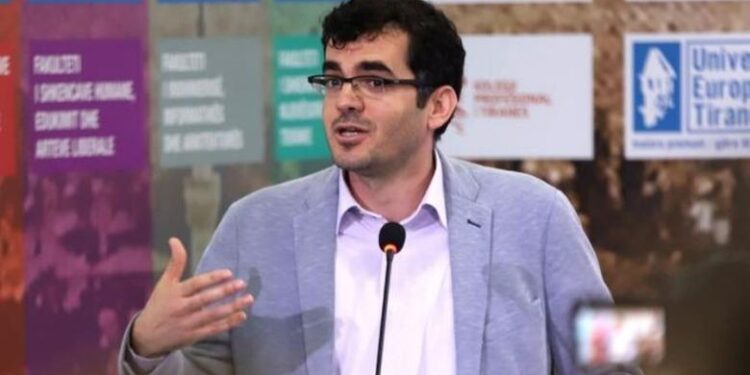 Ndahet nga jeta në moshën 40-vjeçare gazetari Namir Lapardhaja