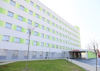 Garë për drejtuesit e QSUT/ Nëntë shërbime me shefa të rinj, zbardhen kandidatët te “Nënë Tereza”