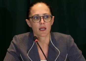 Çmimi i naftës rreth 200 lekë për litër, ministrja e Ekonomise: Nuk jemi në fazën që të krijojmë Bordin e Transparencës