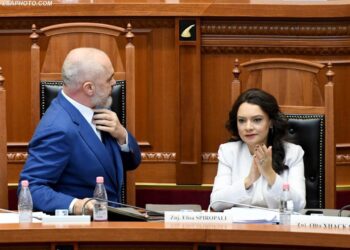 Ndryshime në komisionet parlamentare, Rama e dëbon Spiropalin edhe nga Komisioni i Jashtëm