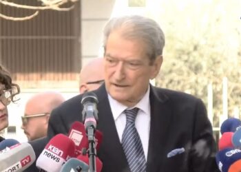 Protesta e opozitës, Berisha thirrje qytetarëve: Ju ftoj më 22 mars në kryengritjen më të madhe paqësore që ka njohur Shqipëria