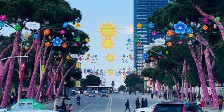 Dita e Verës në Tiranë, devijohet trafiku! Si do të jetë kufizimi i qarkullimit dhe lëvizja e mjeteve