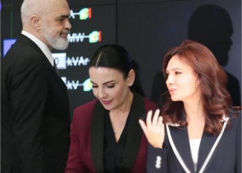 Hirushe Bela dhe Princi mavi “zhdukin” Elisën