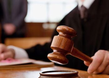 Procesi i vetingut mbyll siparin, lë pas një sistem drejtësie të brishtë