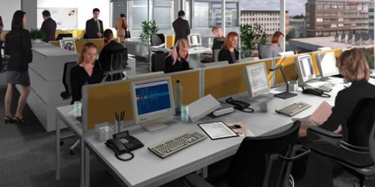 Shërbimet online, por administrata publike arrin në 185.4 mijë punonjës, rekordi i 23 viteve