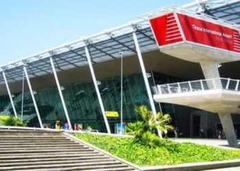 Sulmet në Lindjen e Mesme/ Aeroporti i Tiranës pezullon fluturimet drejt Izraelit dhe Dubai