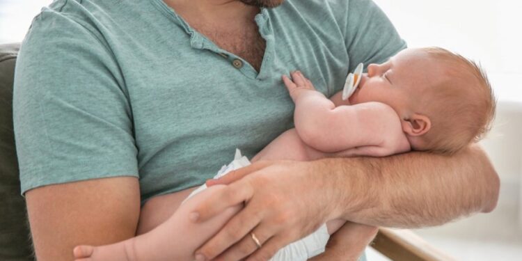 Shëndeti i babait para ngjizjes ka më shumë rëndësi sesa mendonim