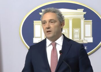 “Pas datës 20 s’ka analiza në QSUT!”/ PD kërkon interpelancë me ministren e Shëndetësisë, Bardh Spahia: Të hetohet koncesioni i Sterilizimit!