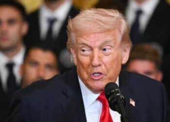 Trump u bën thirrje forcave të Iranit të ulin armët