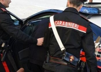 Shkoi në Itali si turist, shqiptari kapet duke trafikuar kokainë në makinë me qira