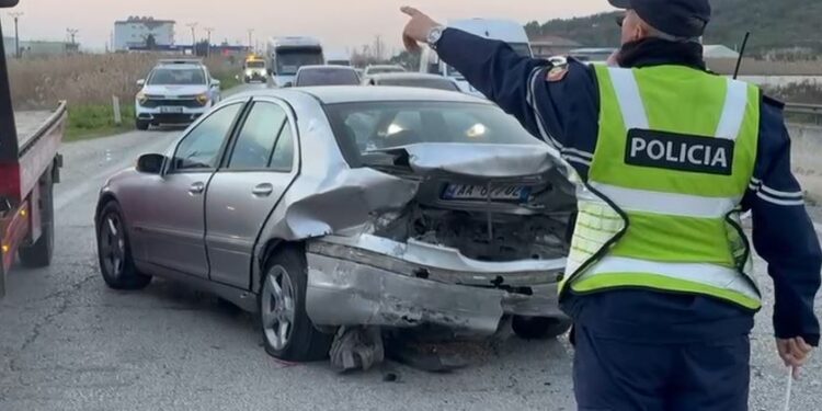 Aksident në Lushnjë, një i plagosur