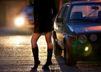 Rrjeti i prostitucionit në Shqipëri, AFP: Shumë prej vajzave të huaja i premtohet vendi i punës, por përfundojnë në burg