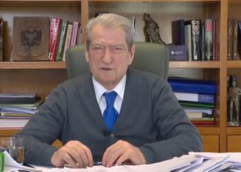 Çmimi i karburanteve/ Berisha: Kërkojmë përgjysmimin e taksës së qarkullimit dhe lëvizjen e akcizës