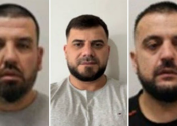 Goditet banda e trafikut të emigrantëve në Londër, dënohen me burg 3 shqiptarët /EMRAT
