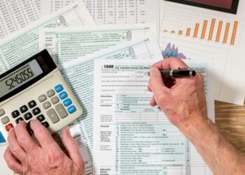 Administrata pushon, gjoba punon; Bizneset marrin kamatë për deklarim të vonuar ditën e pushimit