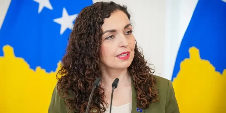 Kosovë/ Kushtetuesja rrëzoi dekretin për shpërndarjen e Kuvendit, reagon Presidenca