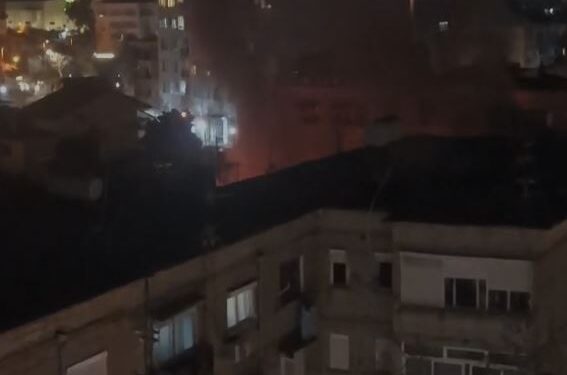Zjarri te pallati në “Ali Dem”, humb jetën i moshuari