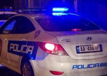 Alarm për bombë te ‘Toptani’, evakuohet qendra tregtare!