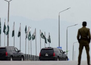 Kryeministri pakistanez zhvillon takime të ndara me delegacionet e SHBA-së dhe Iranit