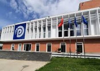 PD i kërkon Kuvendit të shqyrtojë me procedurë të përshpejtuar propozimin që ul çmimin e naftës