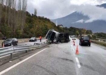 Aksidenti tragjik në Rrugën e Kombit, shkon në dy numri i viktimave, 5 të plagosur