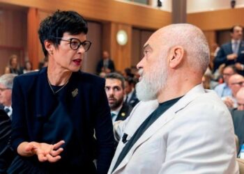 Kos kundërshton sërish propozimin Rama-Vuçiç: S’ka rrugë të shkurtër drejt BE-së