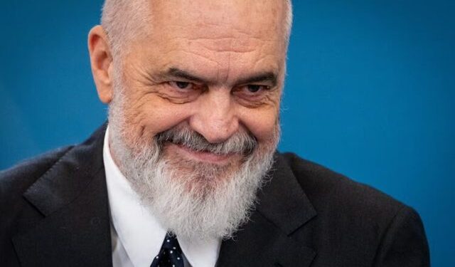 Qeveria shqiptare, si një arkëtare që numëron “fitimin” nga kriza
