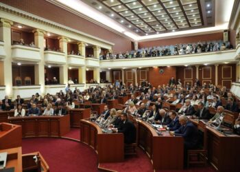 Seancë plenare sot në Kuvend, 4 ministra në ‘shënjestër’ të deputetëve të opozitës