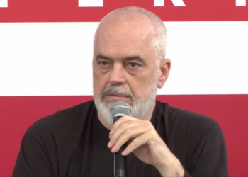Raporti IBAR i bllokuar, Rama vijon “lojën”: Nuk ka bllokim të negociatave, opozita na shan lart e poshtë